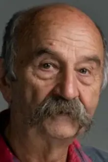 György Barkó como: öreg táltos