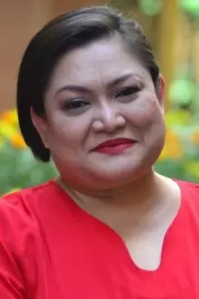 Adibah Noor como: Kak Yam