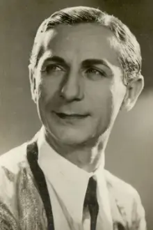 Tibor von Halmay como: Janos