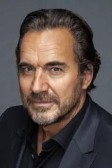 Thorsten Kaye como: Dr. Nick Harris