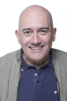 José Raposo como: Américo Cortes/Coelho/Fernando/Pai Natal