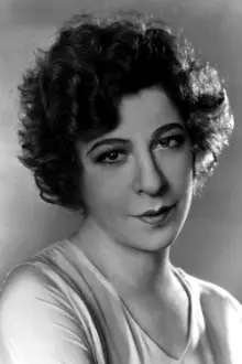 Fanny Brice como: Fannie Brice