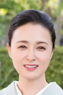 Sayuri Kokusho como: Momoko Katsuragi