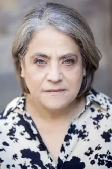 Nunzia Schiano como: Simoncino's Mother