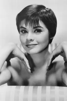 Neile Adams como: Julie Stevens