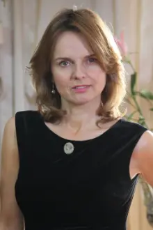 Beata Fido como: commissioner Marta Grabska