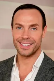 Jason Gardiner como: Sylvia St. Croix/Ruth Del Marco