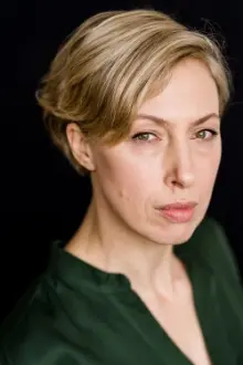 Tiina Tauraite como: Olga (segment "Virago")