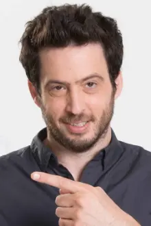 Ido Rosenblum como: Host