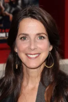 Martha Quinn como: Lisa Cummings