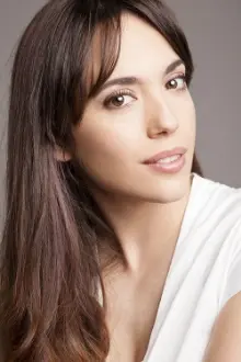 Rebecca Cobos como: Aleska