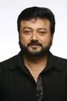 Jayaram como: Pradeep Thampi