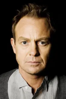 Jason Donovan como: Jon Peregrine