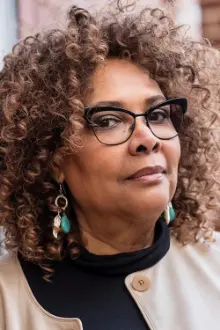 Julie Dash como: 