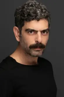 Mehmet Ali Nuroğlu como: Erdem