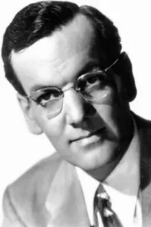 Glenn Miller como: Gene Morrison