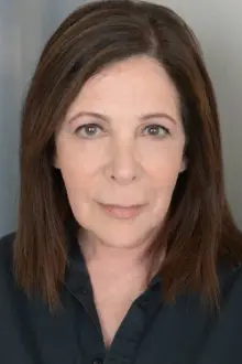 Barbara Gruen como: Iris Gelman