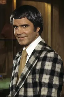 Rich Little como: Narrator (voice)