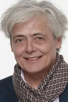 Grégoire Oestermann como: Le préfet