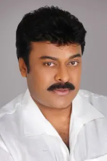 Chiranjeevi como: Suresh kumar