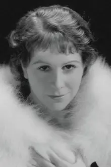 Muriel Kirkland como: Millie