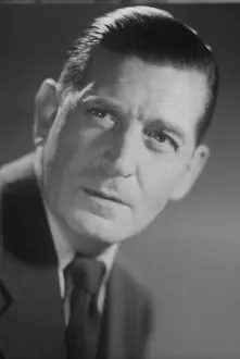 Albert Préjean como: Le commissaire Jules Maigret