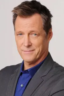 Matthew Ashford como: Thomas