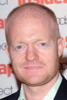 Jake Wood como: 