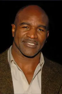 Evander Holyfield como: 