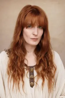 Florence Welch como: Ela mesma