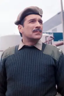 Nicholas Courtney como: Colonel Lethbridge-Stewart