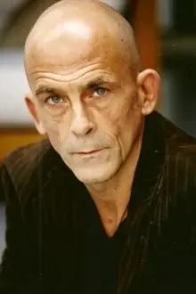 Emmanuel Karsen como: Jeffrey Brook