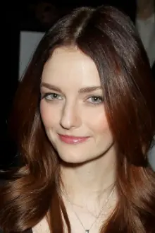 Lydia Hearst como: Jennifer Fell