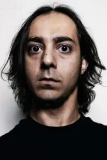 Daron Malakian como: Ele mesmo