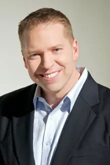 Gary Owen como: Stanely