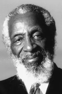 Dick Gregory como: Ele mesmo