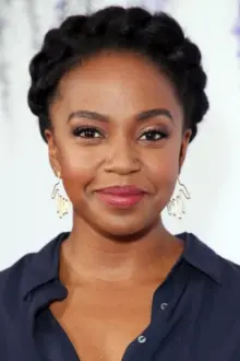 Jerrika Hinton como: 