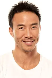 Allan Wu como: Dr Joe