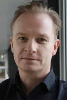 Sven Ahlström como: Ivar Hellenius, näringsminister