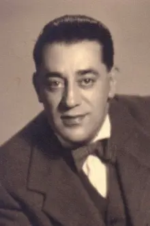 Rafael López Somoza como: Joaquín