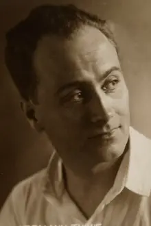 Hermann Thimig como: Heinemann, Laboratoriumsdiener