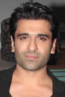 Eijaz Khan como: Mustaqeem