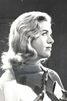 Anne Collings como: Karen Mallory