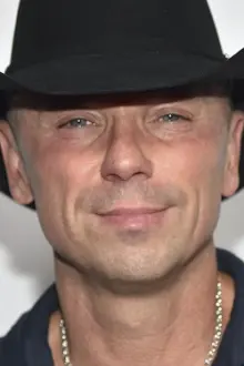 Kenny Chesney como: Ele mesmo