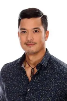 Diether Ocampo como: Bernard Beltran