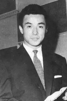 Hashizo Okawa como: Abe Yasuna