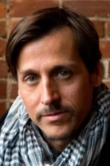 Raine Maida como: 