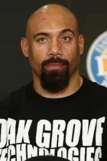 Lavar Johnson como: 