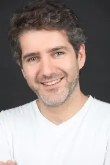 Rodrigo Sáenz de Heredia como: Hombre