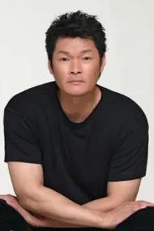 Michael Chow Man-Kin como: Mai Go / Michael Chau